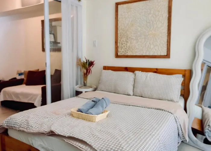 Azure Urban Residences St Tropez Tower Near Sm Bicutan With Wave Pool Apartamento Manila