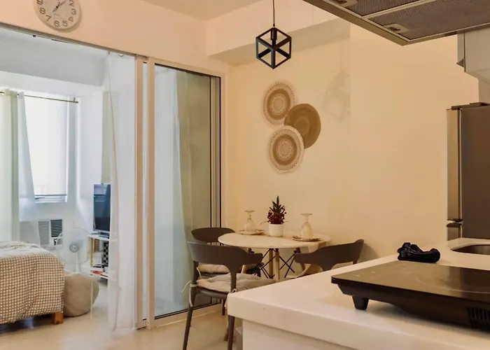 Apartamento Azure Urban Residences St Tropez Tower Near Sm Bicutan With Wave Pool *